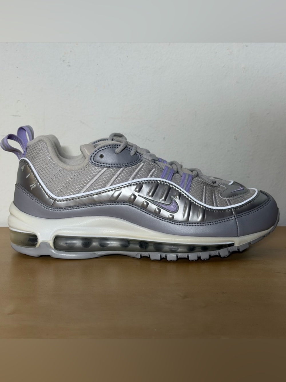 Nike Air Max 98 Lilac Metallic Silver Sneakers BV6536-001 Women's Size 8.5